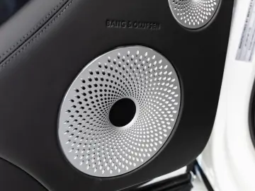 Bentayga V8 von BENTLEY MANNHEIM