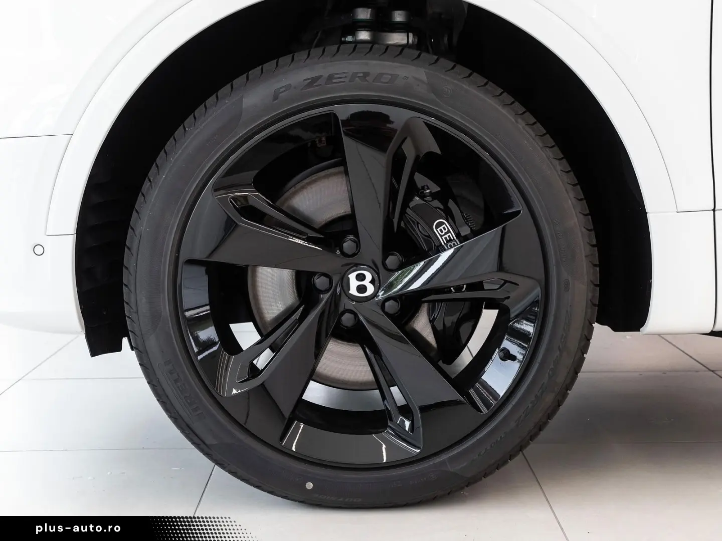 Bentayga V8 von BENTLEY MANNHEIM