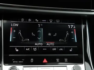 Q7 55 TFSI Q Tip. S line LED Luft HuD ACC 360  A