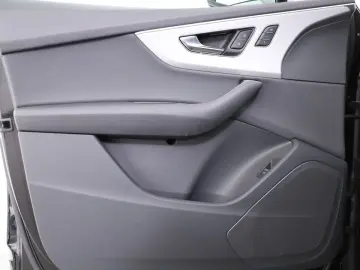 Q7 55 TFSI Q Tip. S line LED Luft HuD ACC 360  A