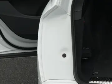 Q7 S line 45 TDI qu.  AHK HdUp Luft Matrix 8fach