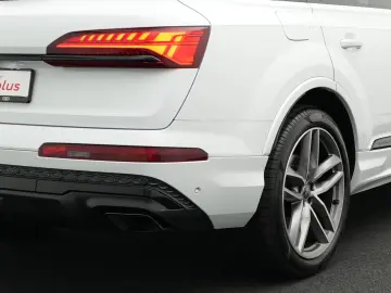 Q7 S line 45 TDI qu.  AHK HdUp Luft Matrix 8fach