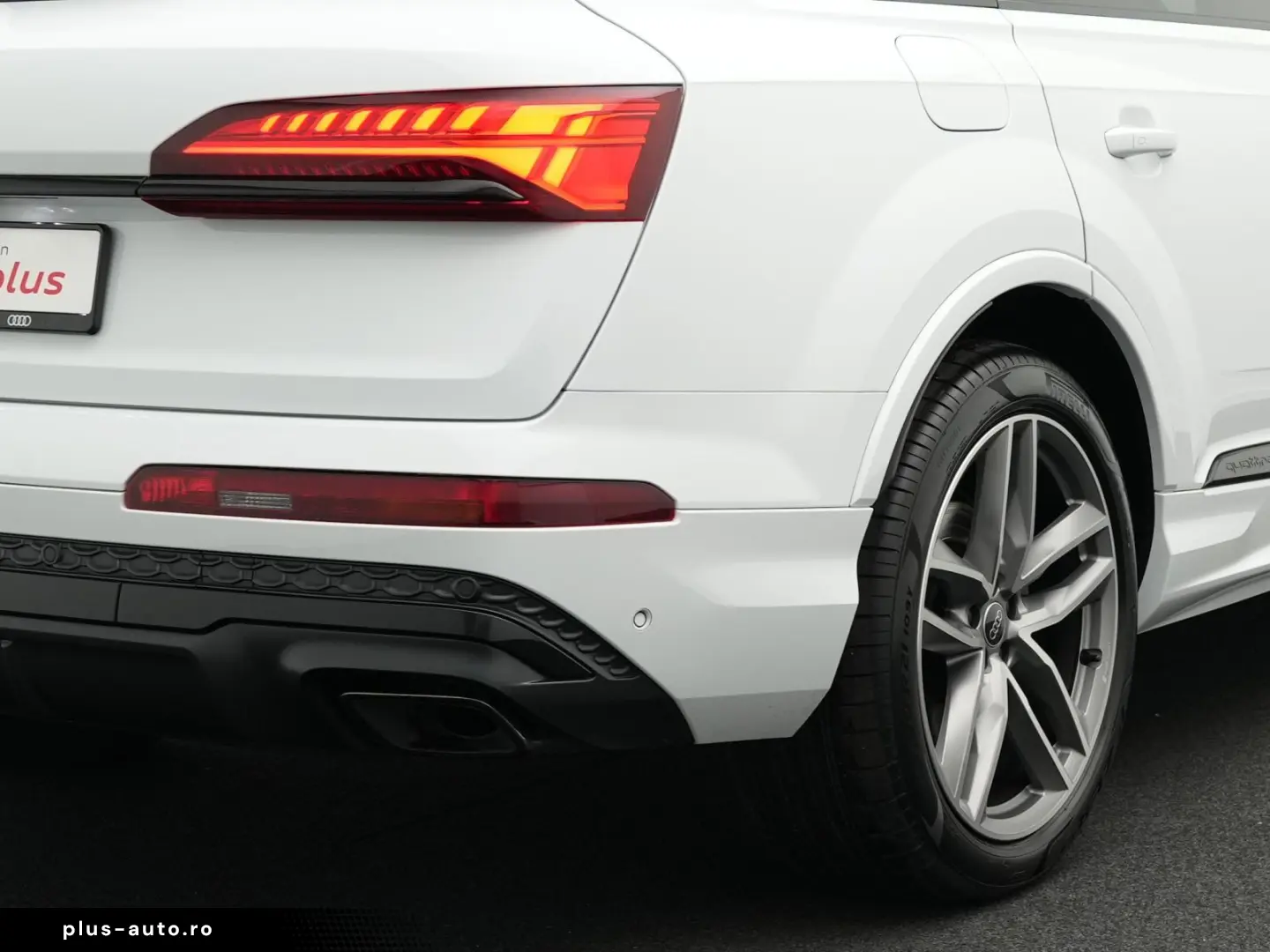 Q7 S line 45 TDI qu.  AHK HdUp Luft Matrix 8fach