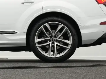 Q7 S line 45 TDI qu.  AHK HdUp Luft Matrix 8fach