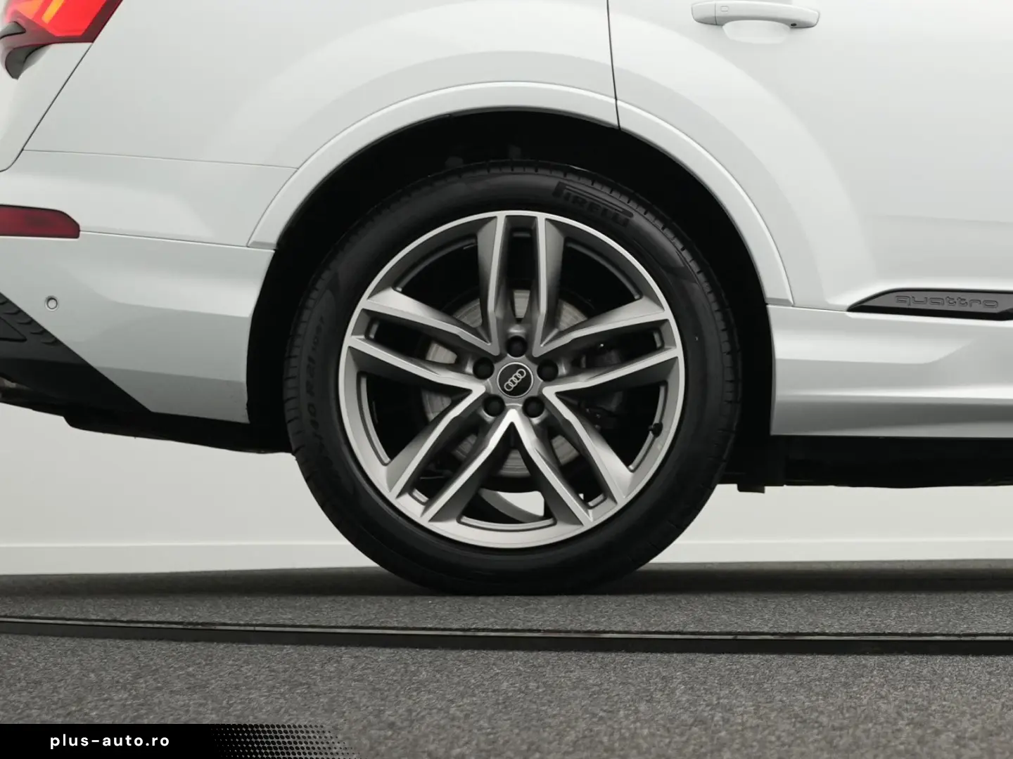 Q7 S line 45 TDI qu.  AHK HdUp Luft Matrix 8fach