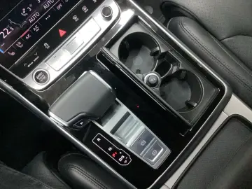 Q7 50 TDI Q S LINE ST.HEIZ AHK MASSAGE BuO MEMOR