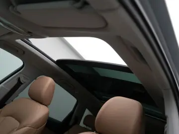 Q7 S line 7-SITZER STANDHZ LASER PANO B&O LUFT