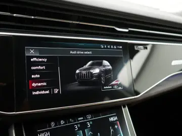 Q7 S line 7-SITZER STANDHZ LASER PANO B&O LUFT