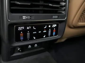 Q7 S line 7-SITZER STANDHZ LASER PANO B&O LUFT