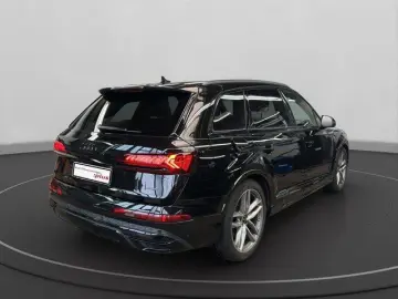Q7 55 TFSI quattro S line AHK MATRIX MATRIX SZH