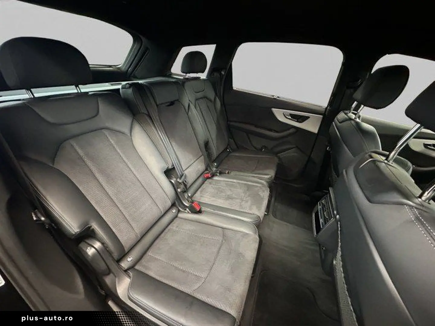 Q7 55 TFSI quattro S line AHK MATRIX MATRIX SZH