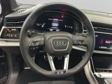 Q7 55 TFSI quattro S line AHK MATRIX MATRIX SZH
