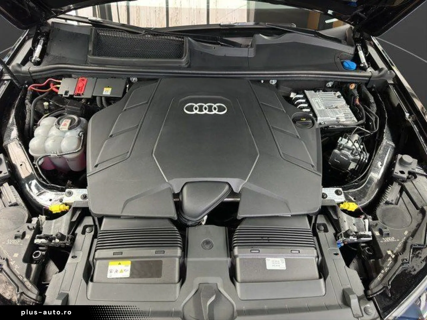 Q7 55 TFSI quattro S line AHK MATRIX MATRIX SZH