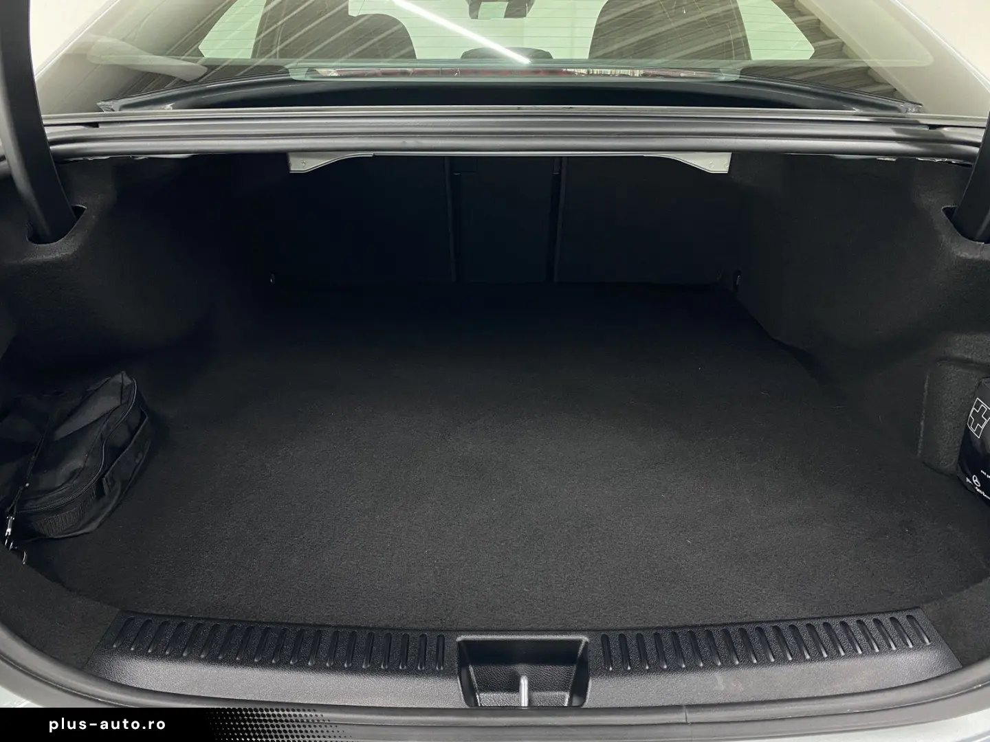 E 300 de 4M AMG NIGHT DISTR AHK LED KAMERA KLIMA