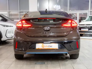 Hyundai Ioniq  Premium  Hybrid
