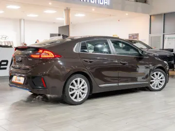 Hyundai Ioniq  Premium  Hybrid