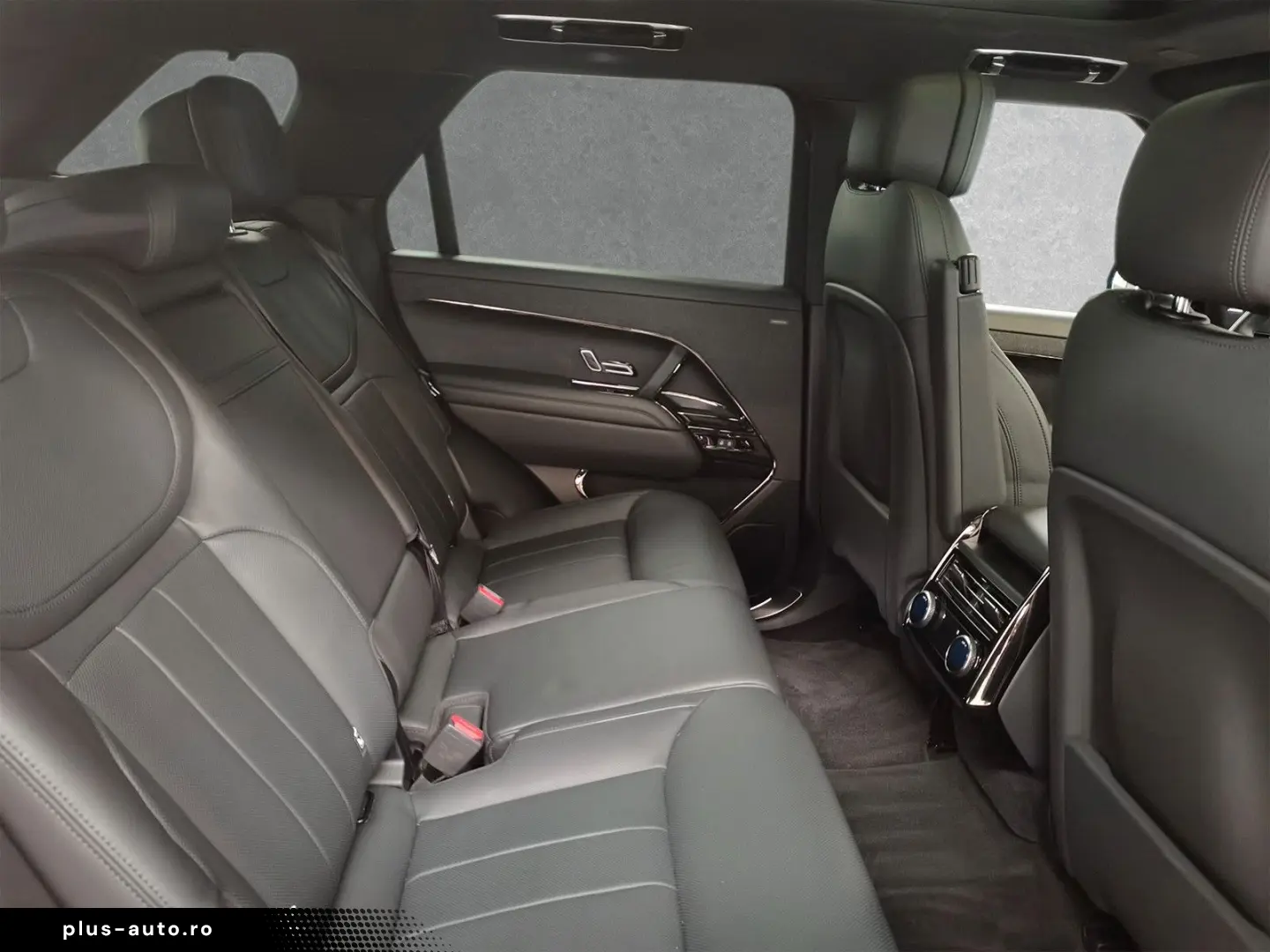 Range Rover Sport D300 Dynamic SE