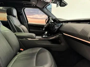Range Rover Sport D300 Dyn Black Pack SE AHK HUD
