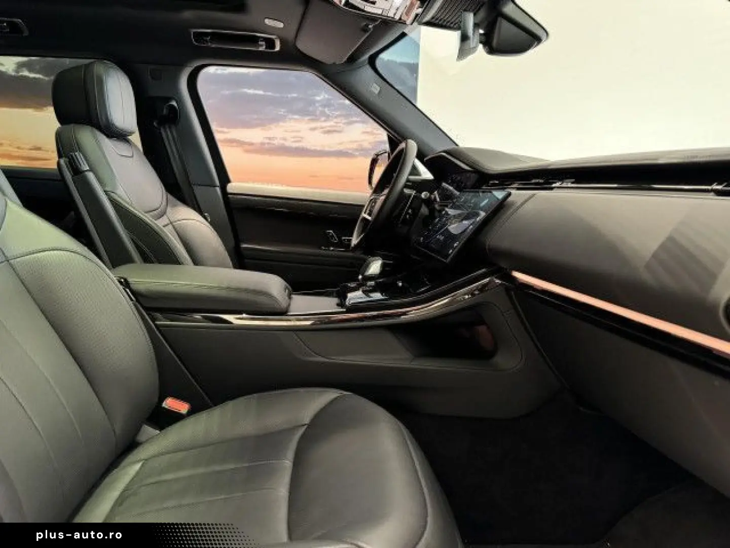 Range Rover Sport D300 Dyn Black Pack SE AHK HUD