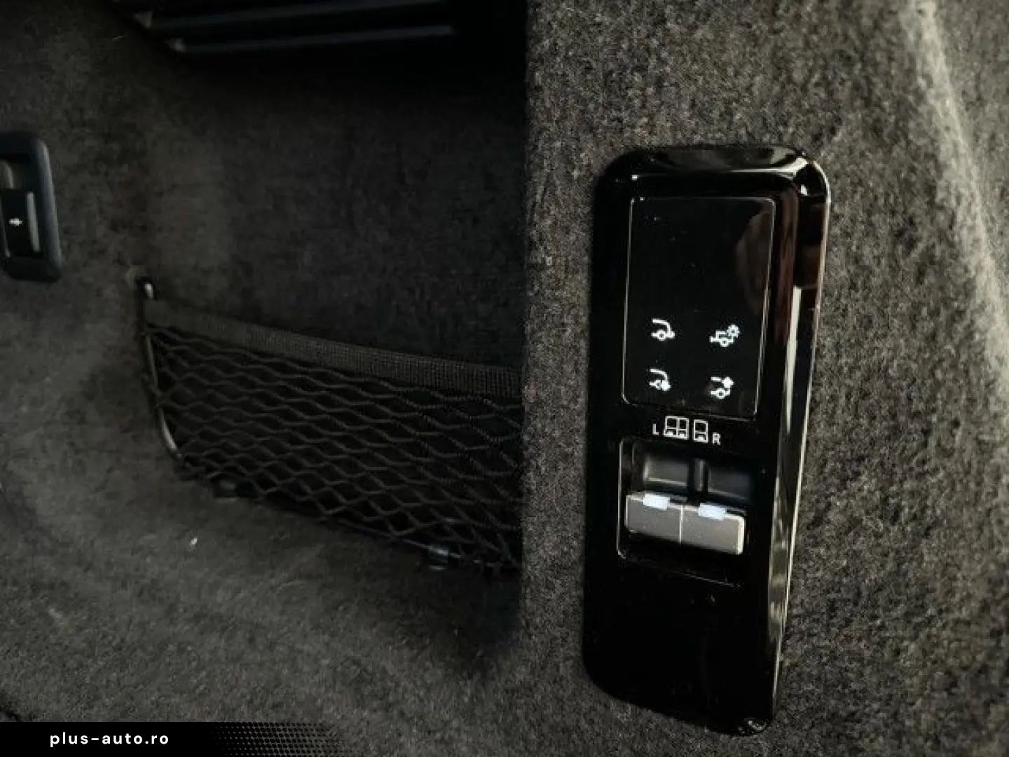 Range Rover Sport D300 Dyn Black Pack SE AHK HUD