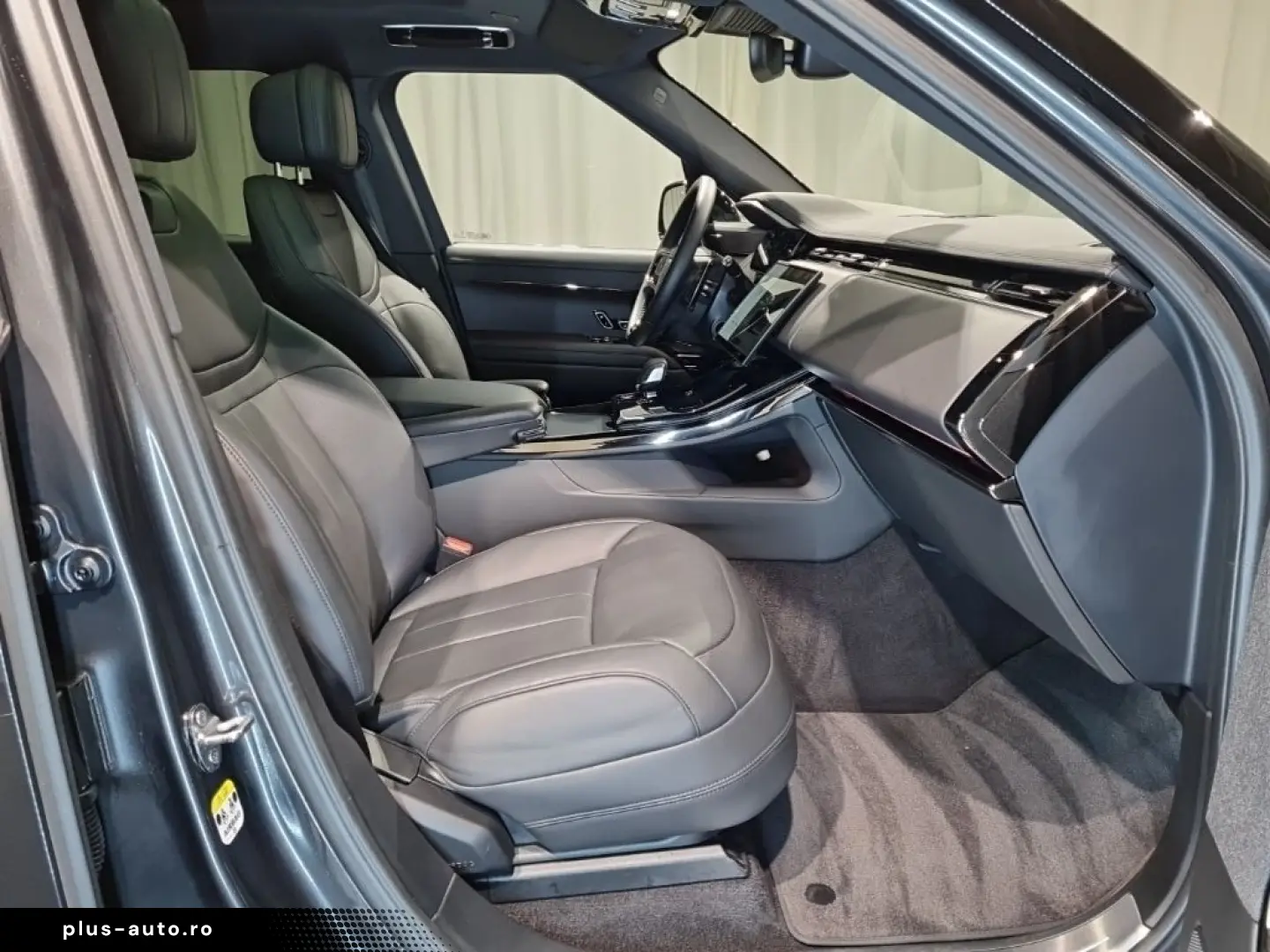 Range Rover Sport D300 Dynamic SE