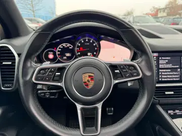 Porsche Cayenne 2020