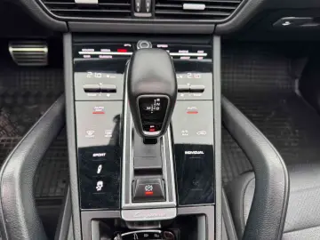 Porsche Cayenne 2020