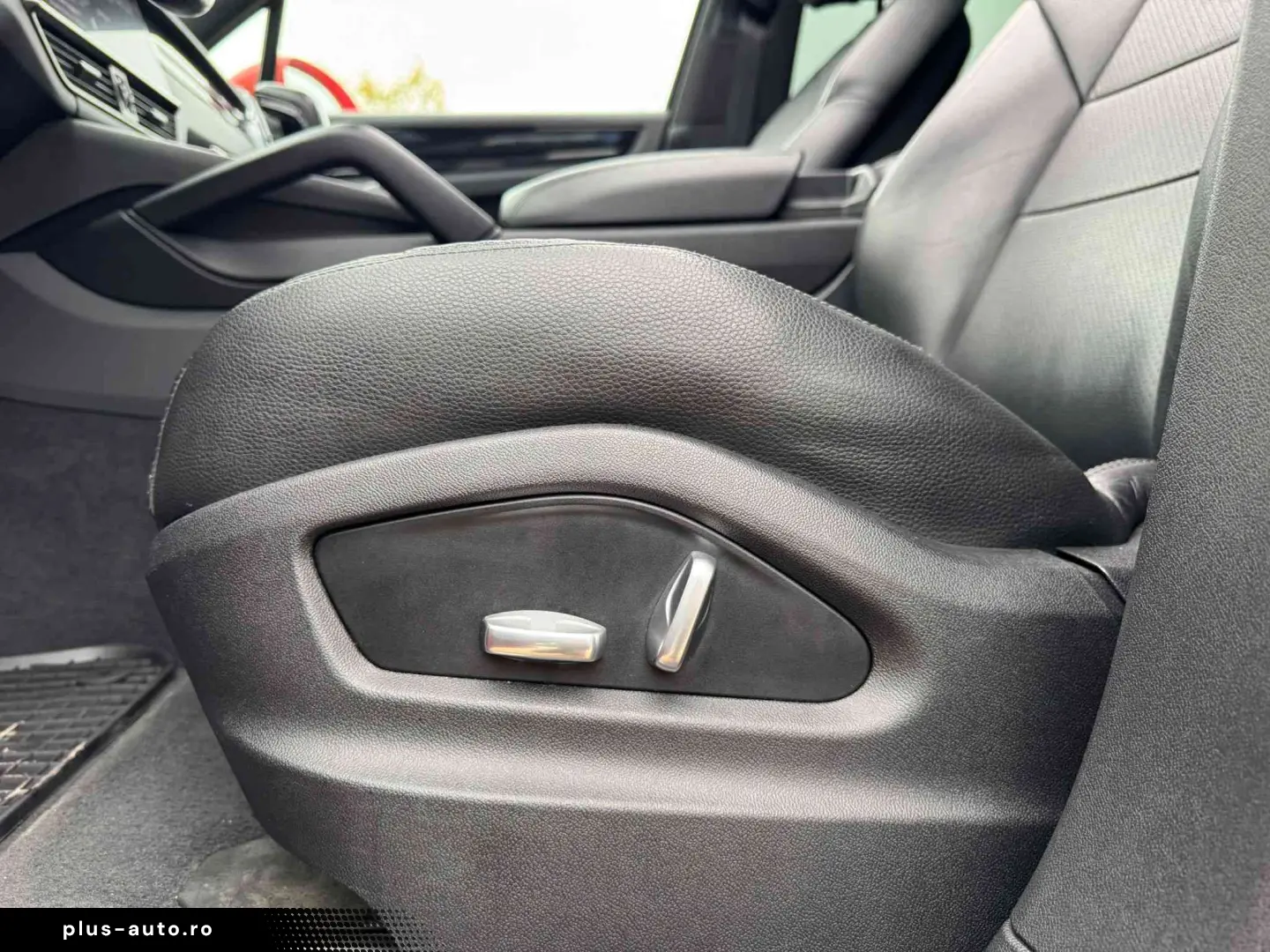 Porsche Cayenne 2020