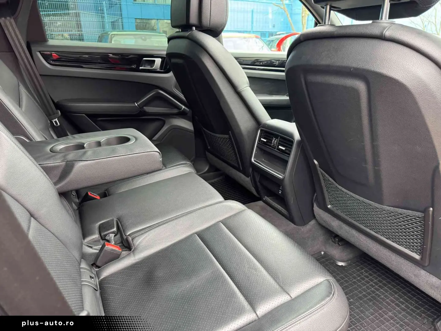 Porsche Cayenne 2020