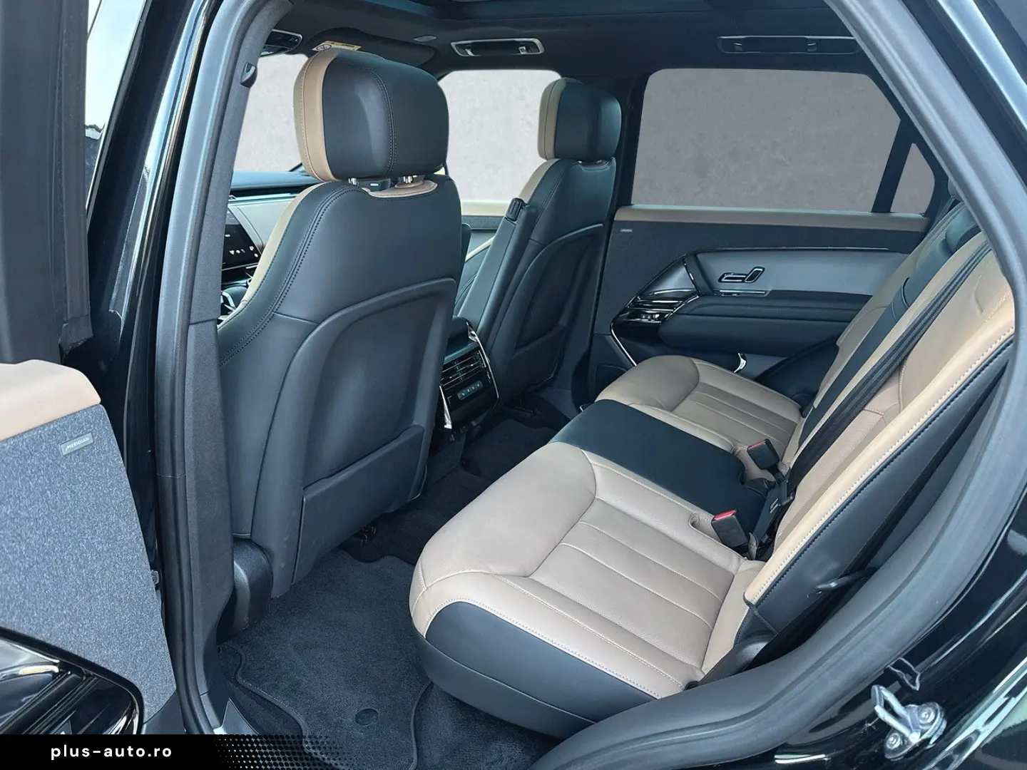 Range Rover Sport P440e PHEV DYNAMIC SE BLACK