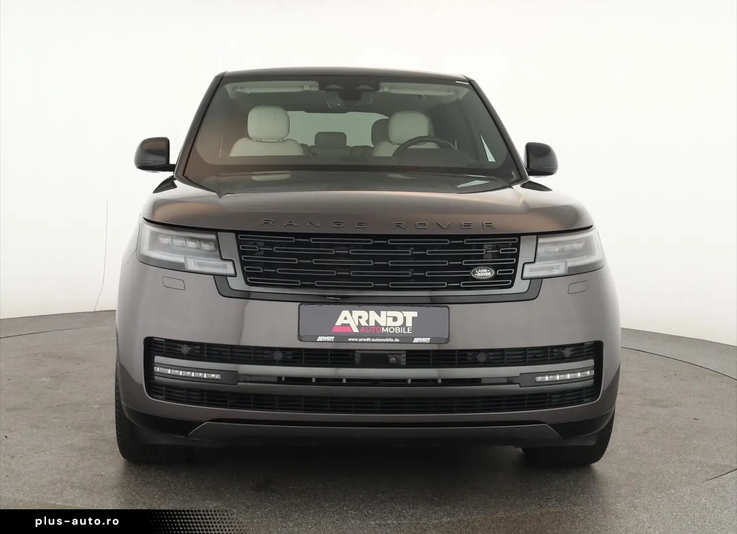 Range Rover P440e SE SHADOW Pixel Pano 360 22