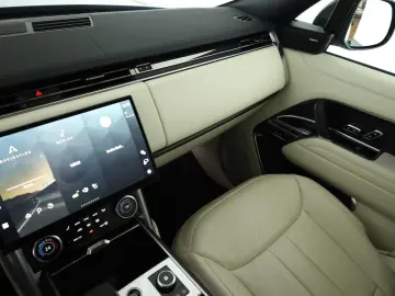 Range Rover P440e SE SHADOW Pixel Pano 360 22