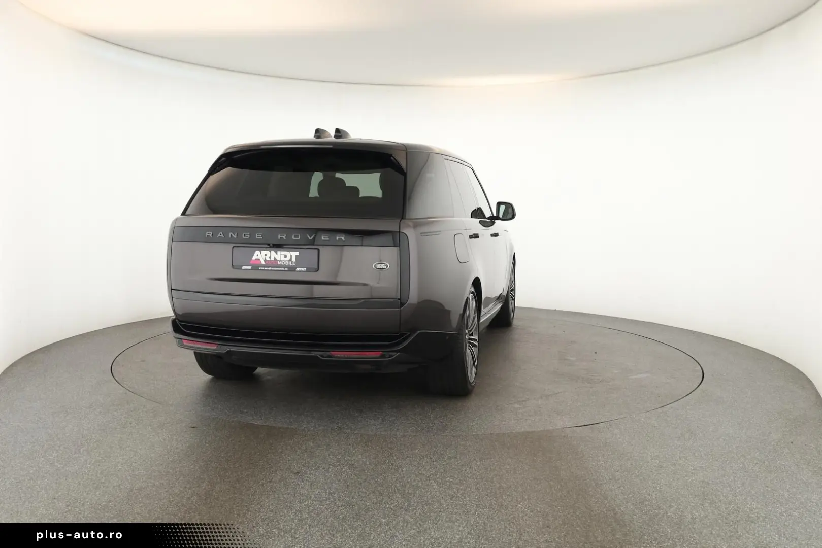 Range Rover P440e SE SHADOW Pixel Pano 360 22