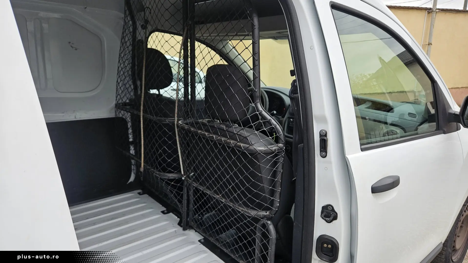 DACIA DOKKER 1.5 DCI 2015