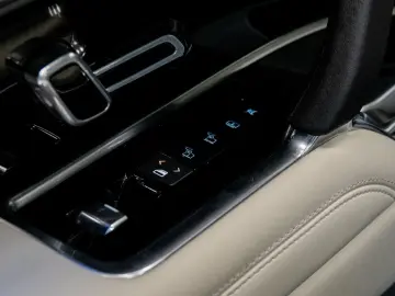 Range Rover SE Hybrid Pano Softk Meridian Luft