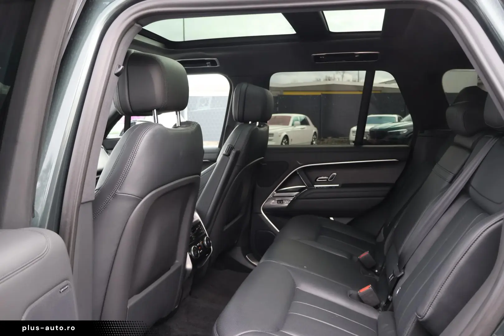 Range Rover D350 HSE SWB Pano-Standhzg-KeyGo-ACC