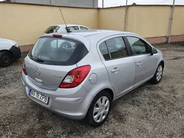 OPEL CORSA 1.3 CDTI 2013