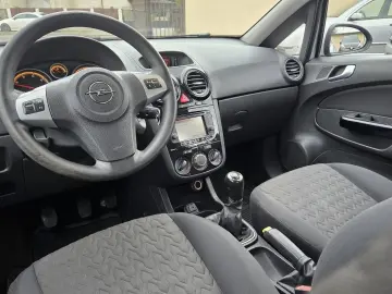 OPEL CORSA 1.3 CDTI 2013