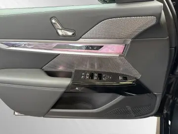 i7 eDrive50 M Sport LCProf. DA&PAProf. B&W