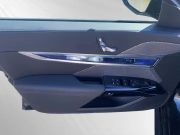 i7 eDrive50 M Sport LCProf. DA&PAProf. B&W