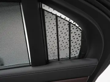 i7  eDrive50 M Sport Leder Kamera HUD B&W Wide S