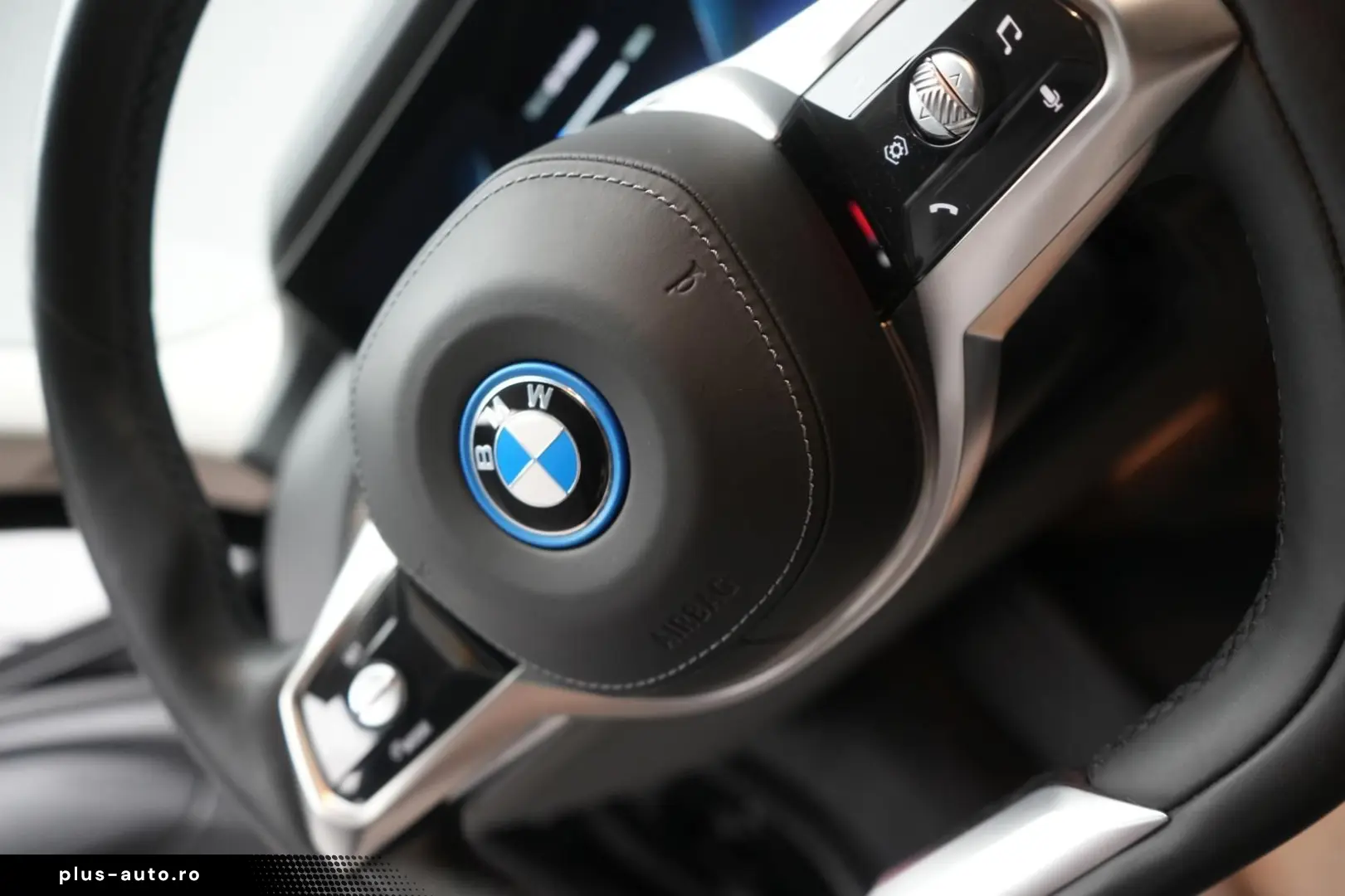 i7  eDrive50 M Sport Leder Kamera HUD B&W Wide S