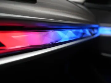 i7  eDrive50 M Sport Leder Kamera HUD B&W Wide S