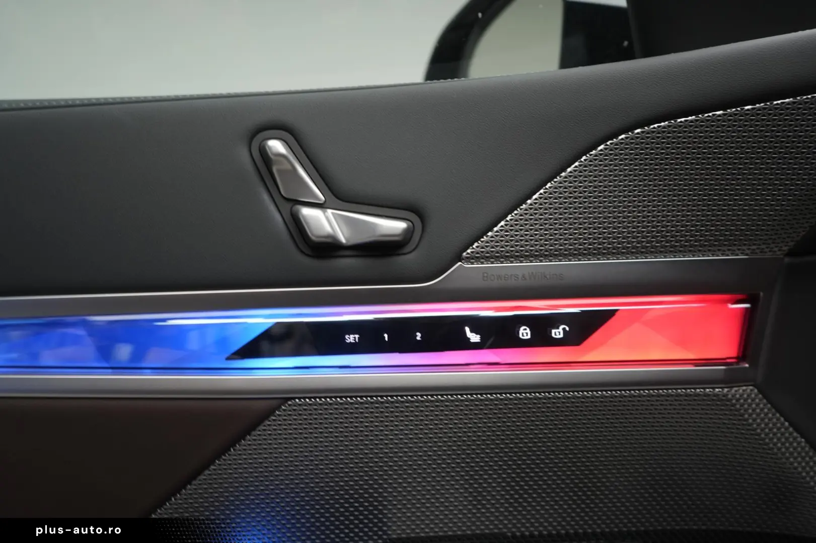 i7  eDrive50 M Sport Leder Kamera HUD B&W Wide S