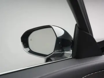 i7  eDrive50 M Sport Leder Kamera HUD B&W Wide S