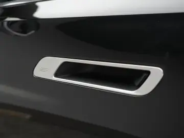 i7  eDrive50 M Sport Leder Kamera HUD B&W Wide S