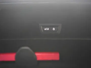 i7  eDrive50 M Sport Leder Kamera HUD B&W Wide S