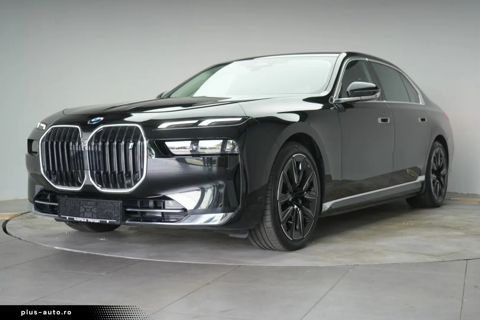 i7  eDrive50 M Sport Leder Kamera HUD B&W Wide S