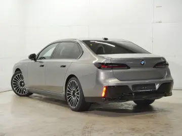 i7 eDrive 50 M Sportpaket Pro Fond Entert NP