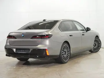 i7 eDrive 50 M Sportpaket Pro Fond Entert NP